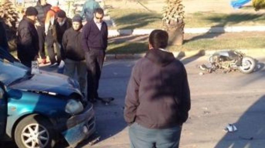 Ayvalık&rsquo;ta Trafik Kazası: 1 Yaralı