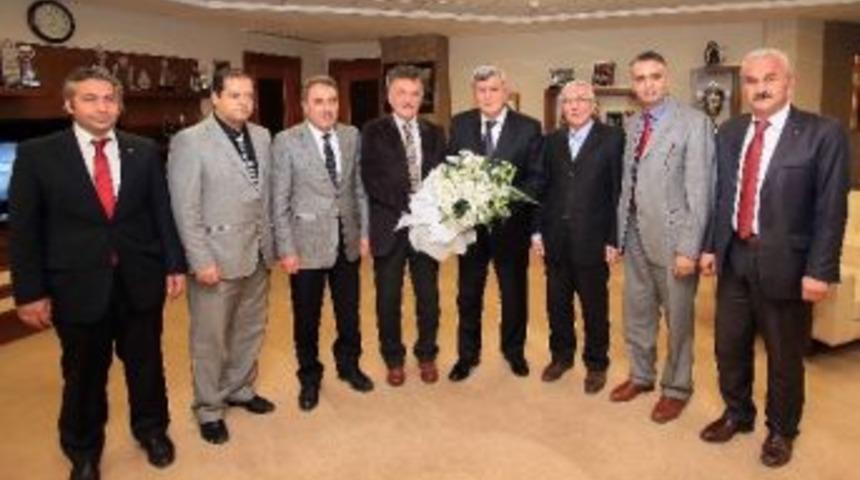 Başkan Karaosmanoğlu'na Stk'lardan Ziyaret