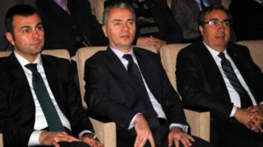 Beylikd&uuml;z&uuml;&rsquo;nde İnsan Hakları &Ccedil;izimlerle Anlatıldı