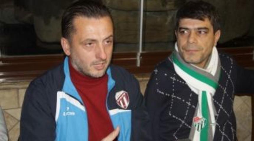 Kupa Ma&ccedil;ı &Ouml;ncesi Taraftarlardan Dostluk Mesajı