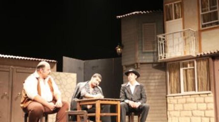 Eşrefpaşalılar D&ouml;rt Yıl Aradan Sonra Yeniden Sahnelere D&ouml;n&uuml;yor