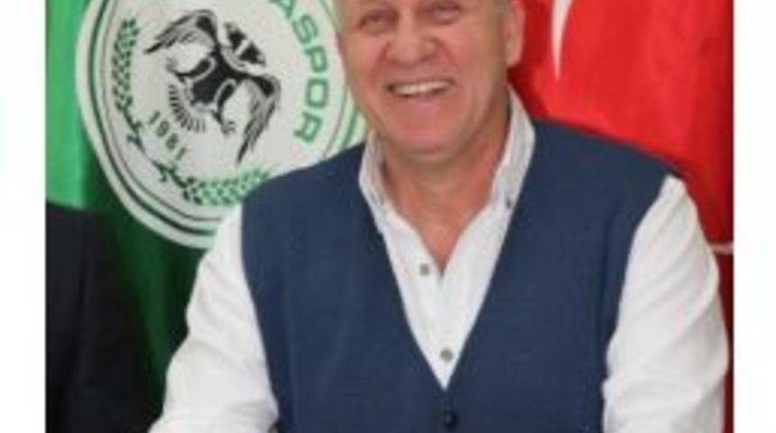 Torku Konyaspor'da Mesut Bakkal İmzayı Attı