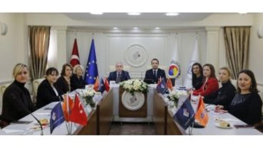 Eto Ve Abank&rsquo;tan Kadın Girişimcilere &Ouml;zel Kredi