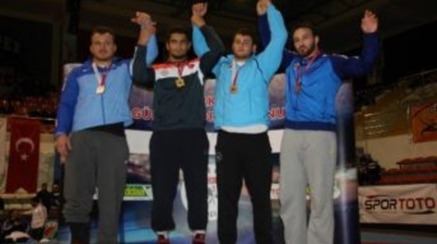 Kocaelili G&uuml;reş&ccedil;ilerden &Uuml;&ccedil; T&uuml;rkiye Derecesi