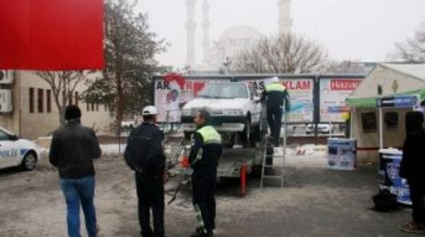 Iğdır&rsquo;da Sim&uuml;lat&ouml;rl&uuml; Ara&ccedil;la Emniyet Kemerinin &Ouml;nemi Anlatıldı