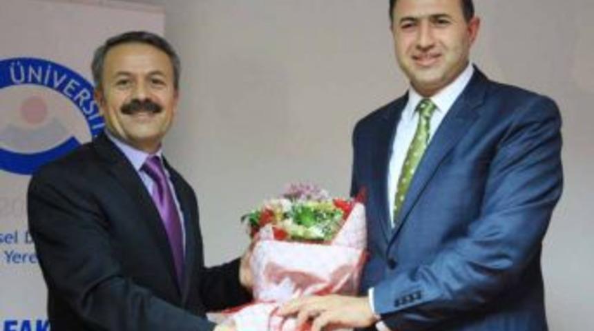 Aksaray &Uuml;niversitesi'nde &lsquo;insan Hakları Ihlalleri Ve &Ccedil;&ouml;z&uuml;mler&rsquo; Konferansı