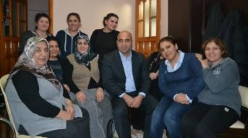 Chp'li Murat &Ouml;ncel, "vatandaş Eziliyor"