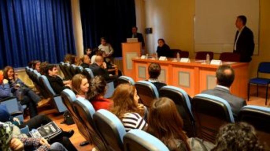 AİBU'da Sanayiye Renk Veren Meslek Konuşuldu