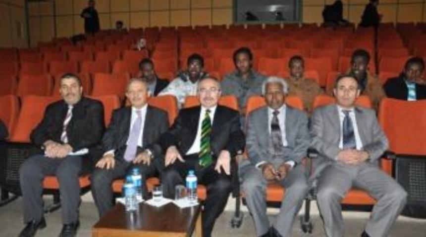 Kl&uuml;&rsquo;de &ldquo;doğu Afrika'da Osmanlılar&rdquo; Konferansı