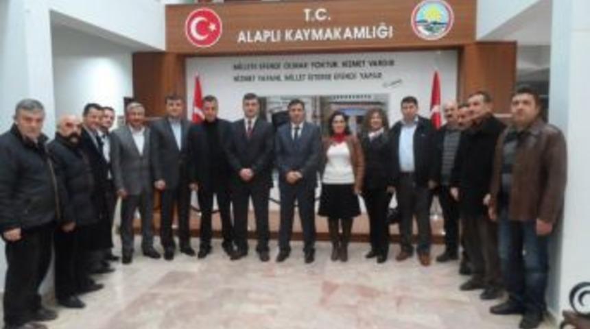 Ak Parti yeni y&ouml;netim kurulu ziyaretlerde bulundu