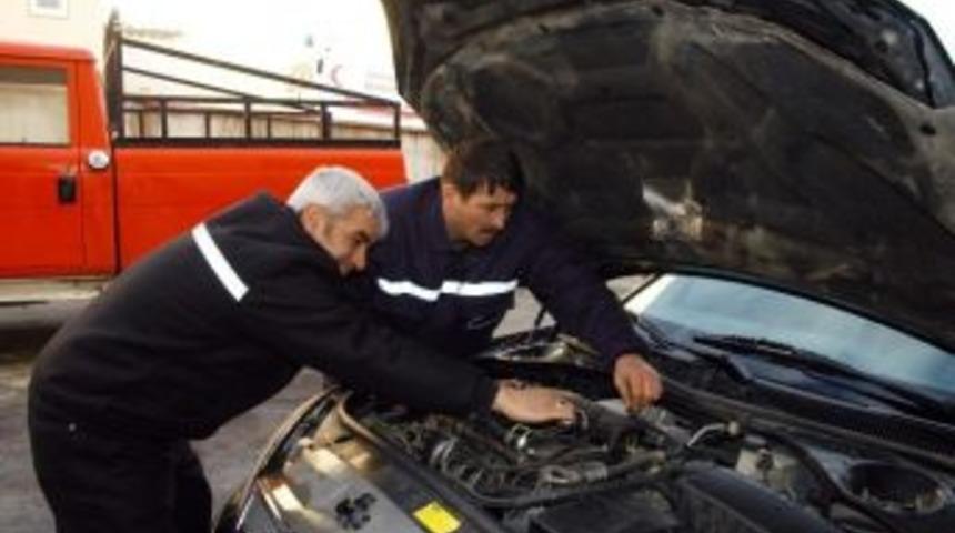 Mamak Belediyesi Tamirhanesinde 17 Birim Hizmet Veriyor