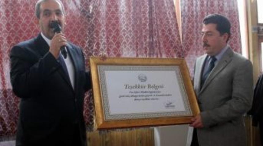 Başkan &Uuml;rg&uuml;p Fen İşleri M&uuml;d&uuml;rl&uuml;ğ&uuml; Personeliyle Yemekte Buluştu