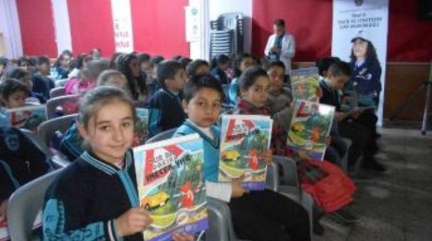 Erzurum Trafik Tescil Ve Denetleme Şube M&uuml;d&uuml;rl&uuml;ğ&uuml; &Ouml;ğrencilere &Ccedil;ogep Kapsamında Temin Edilen Materyallerin Dağıtımı Ve Sunumunu Yaptı