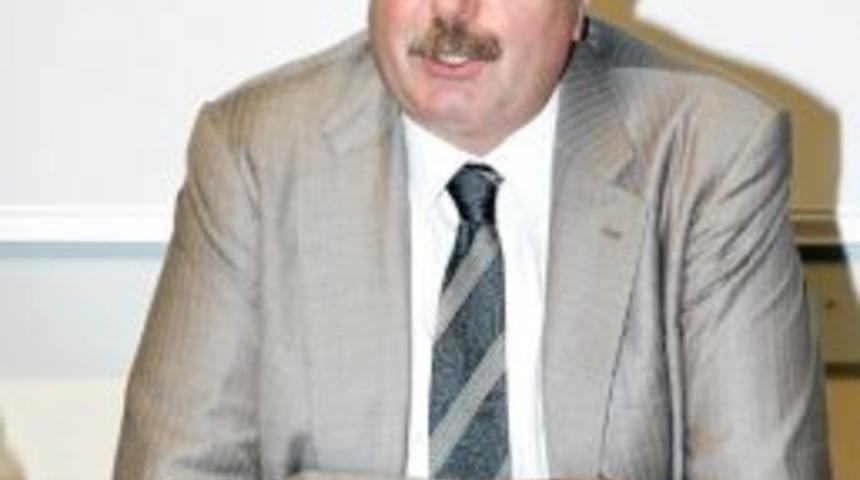 Birincilikle Mezun Olduğu Gediz &Uuml;niversitesi&rsquo;nde Hocalık K&uuml;rs&uuml;s&uuml;ne Ge&ccedil;ti