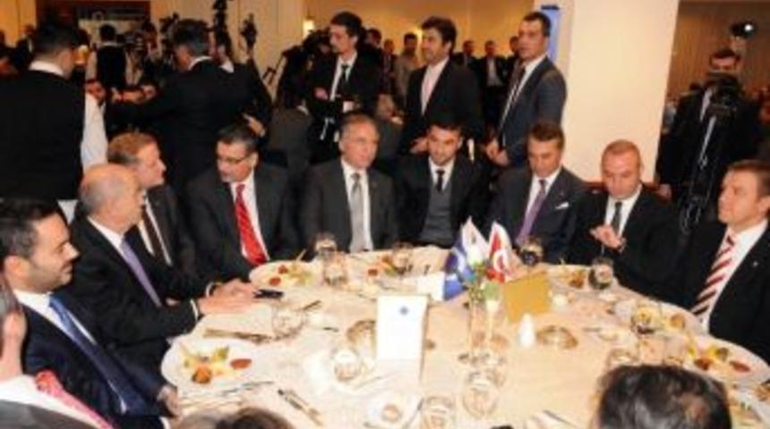 Celalettin Güvenç’e “yılın Valisi” Ödülü