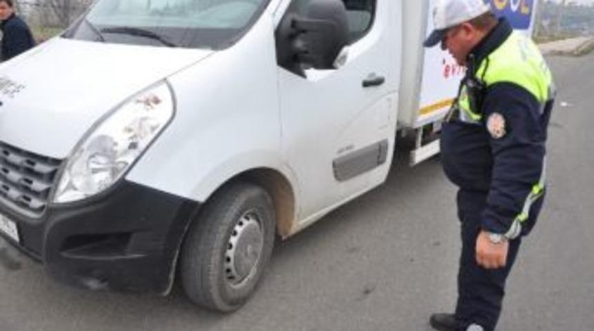 L&uuml;leburgaz'da Kış Lastiği Denetimi