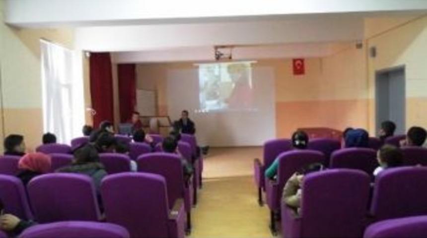 &Ouml;ğrencilere Kimya M&uuml;hendisliği Tanıtıldı