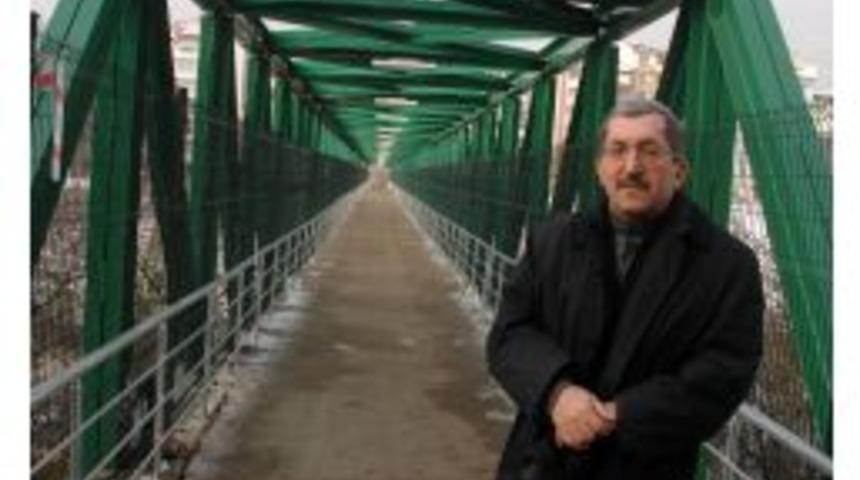 Karab&uuml;k&rsquo;&uuml;n &lsquo;Boğaz K&ouml;pr&uuml;s&uuml;&rsquo; 5 Mahalleyi Birbirine Bağlıyor