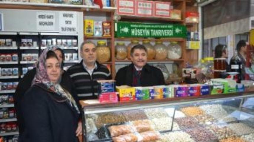 Tanrıverdi Kula&rsquo;da Esnafı Gezdi