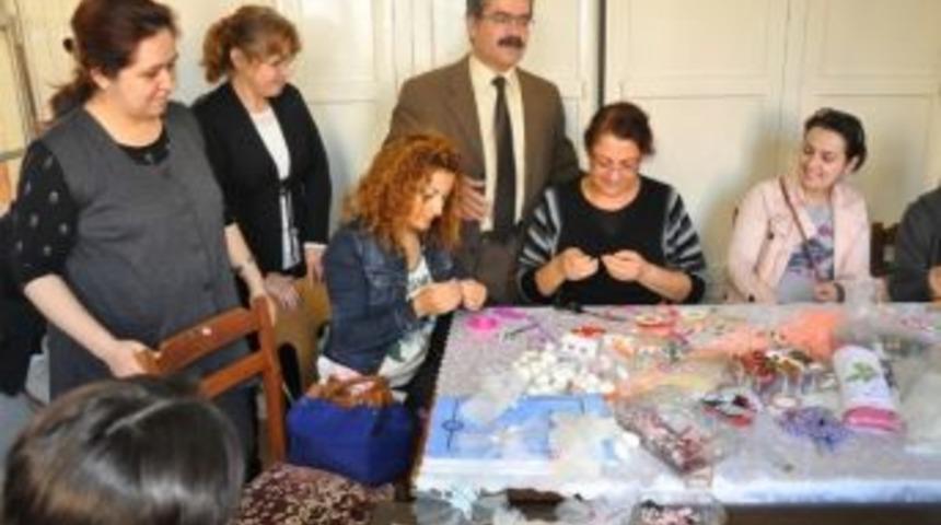 &Ouml;demiş Hem&rsquo;de &Ouml;zel G&uuml;n Ve Nikah Şekeri Yapımı Kursu