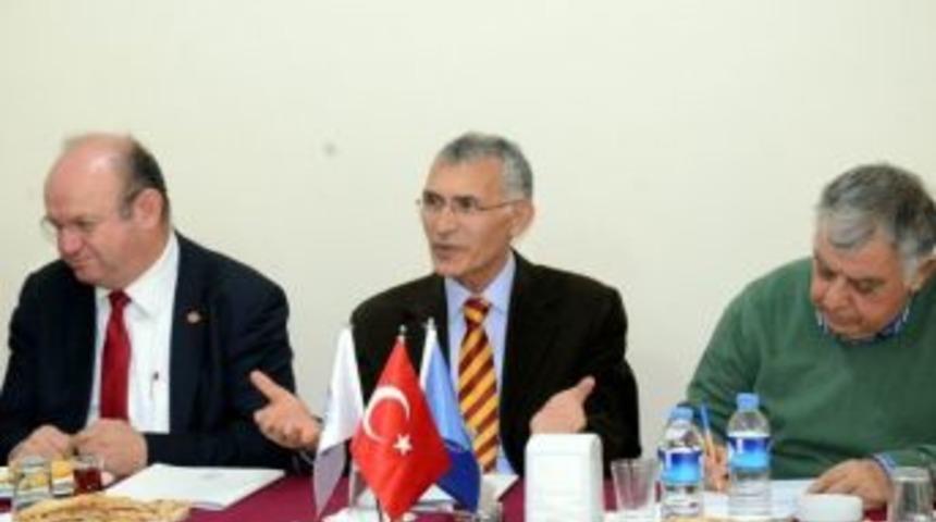 4. Uluslar Arası 5 Ocak Adana Kurtuluş Yarı Maratonu