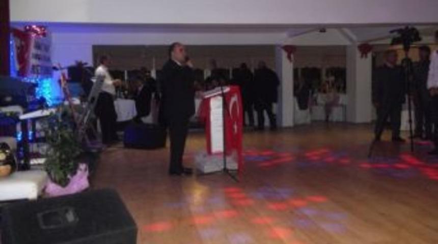 Urla Karslılar 3.kaz Gecesi'nde Coştu