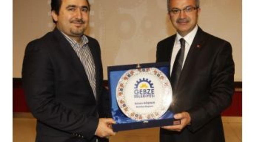 Gebze Belediyesi Personeline Halkla İlişkiler Ve Motivasyon Semineri Verildi