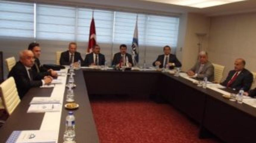 Fka Y&ouml;netim Kurulu Toplantısı Yapıldı