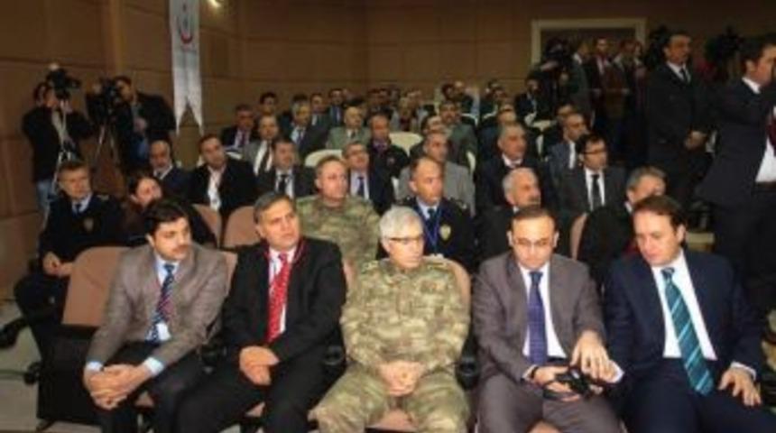 Elazığ&rsquo;da Sağlık &Ccedil;alıştayı Yapıldı