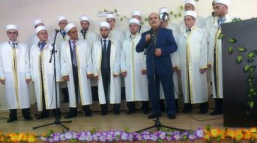 Bulgaristan'da D&uuml;zenlenen "Kur'an-ı Kerim'i G&uuml;zel Okuma" Kursu Sona Erdi