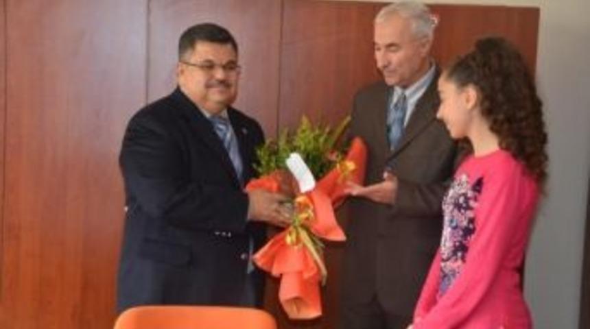 Başkan Selim Yağcı&rsquo;dan Okul Ziyareti