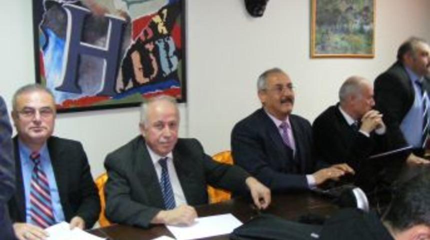 Milli Eğitim Idarecilerine Liderlik Semineri Verildi