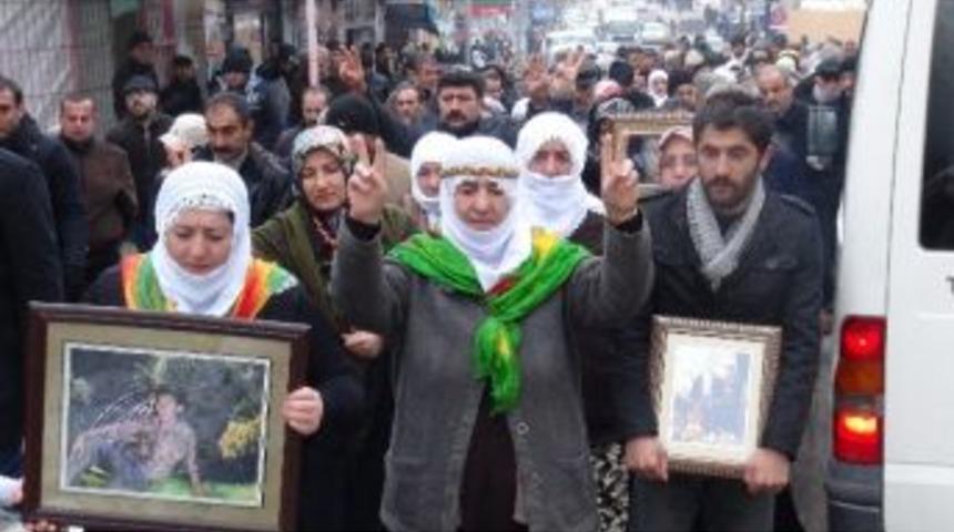 Silvan'da &Ouml;ld&uuml;r&uuml;len Pkk'lılar İ&ccedil;in Y&uuml;r&uuml;y&uuml;ş D&uuml;zenlendi