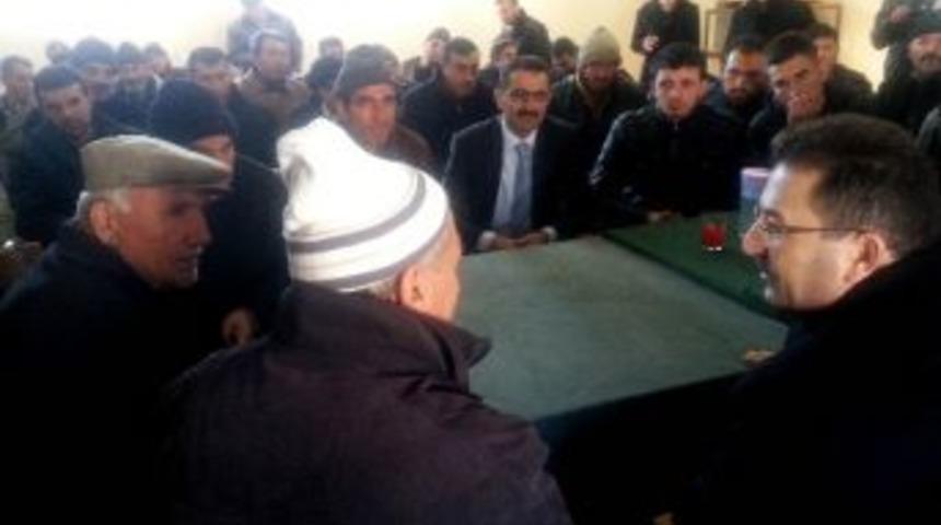 Vali Altınok Akhisar K&ouml;y&uuml;n&uuml; Ziyaret Etti