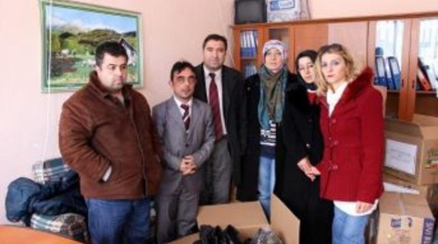 Yıldızeli Engelliler Derneği Yardımlarını S&uuml;rd&uuml;r&uuml;yor