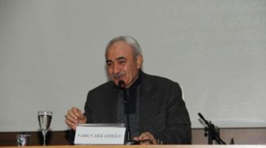 Yazar Vakkasoğlu&rsquo;ndan &lsquo;mevlana Ve Aşk&rsquo; Konulu Konferans