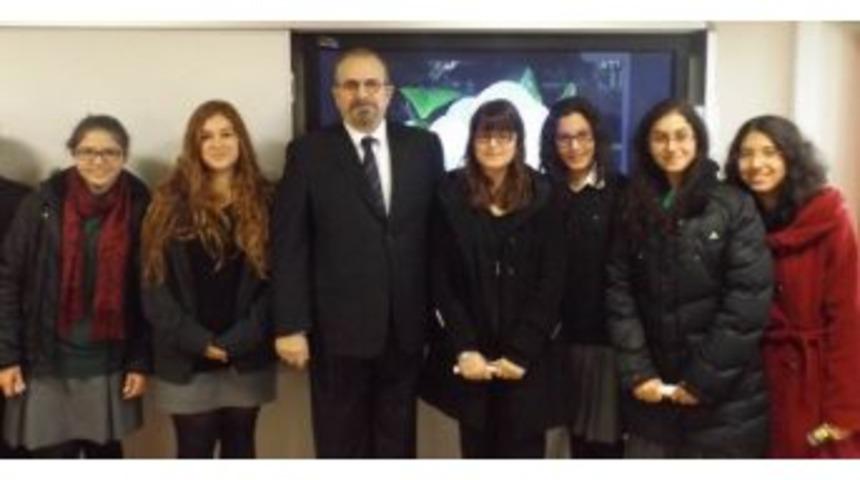 &Ouml;ğrencilere Doğru Meslek Se&ccedil;menin P&uuml;f Noktaları Anlatıldı