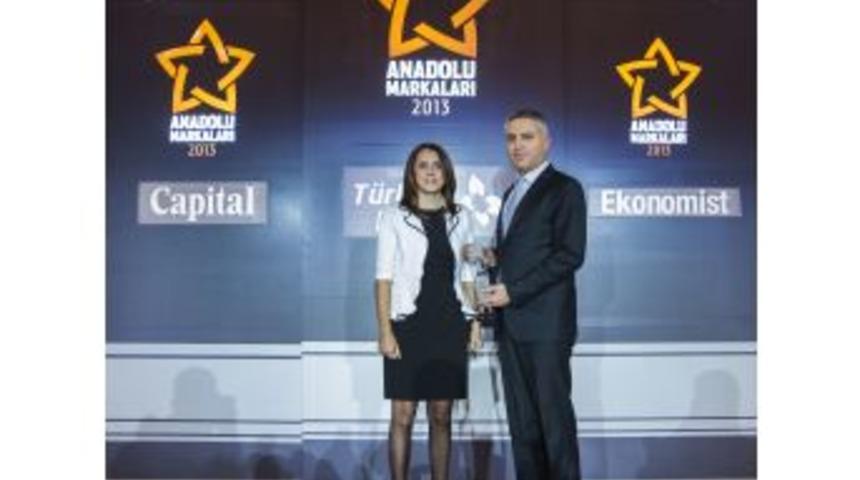 Royal Halı&rsquo;ya Anadolu Markaları 2013 Yarışması&rsquo;nda &Ouml;d&uuml;l