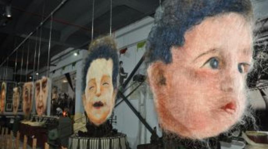 Yaprak Liflerinden Yapılan Resimler Sergilendi