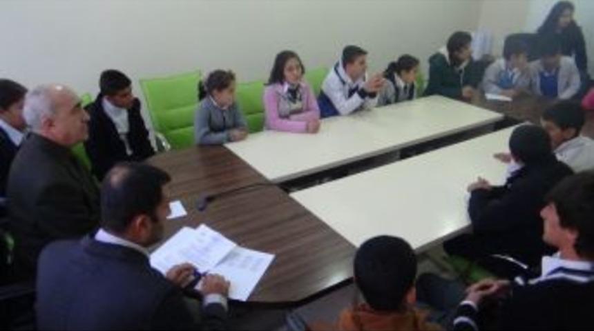 Kulp'ta &Ouml;ğrenci Meclisi Başkanı Se&ccedil;ildi