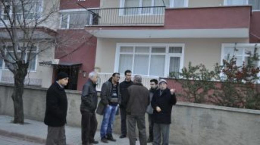 Şehit Binbaşının Evine Ateş D&uuml;şt&uuml;