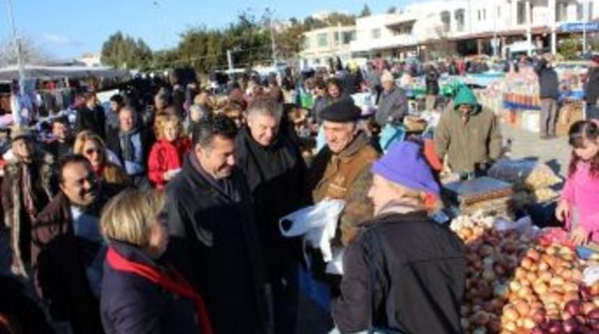 Başkan Mehmet Kocadon Yalıkavak&rsquo;ta Alkışlarla Karşılandı