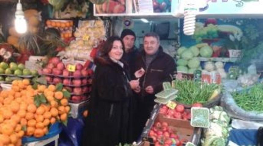 Ak Partili Tozan, Konak'ı Karış Karış Geziyor