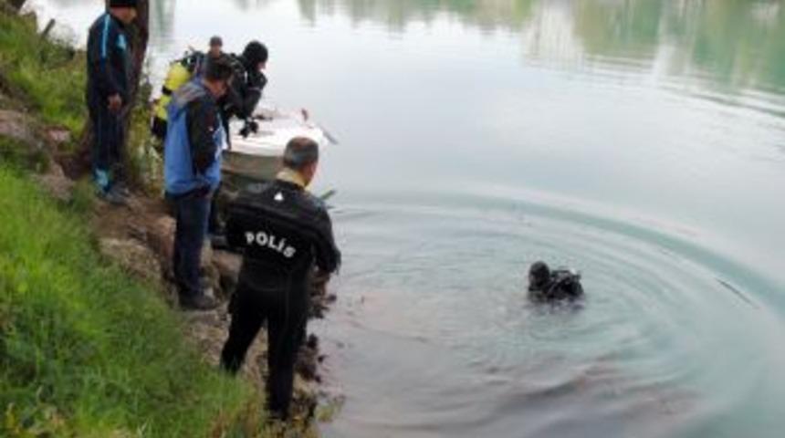 40 G&uuml;nd&uuml;r Kayıp Olan Sarı'nın Cesedi Manavgat Irmağı'nda Bulundu