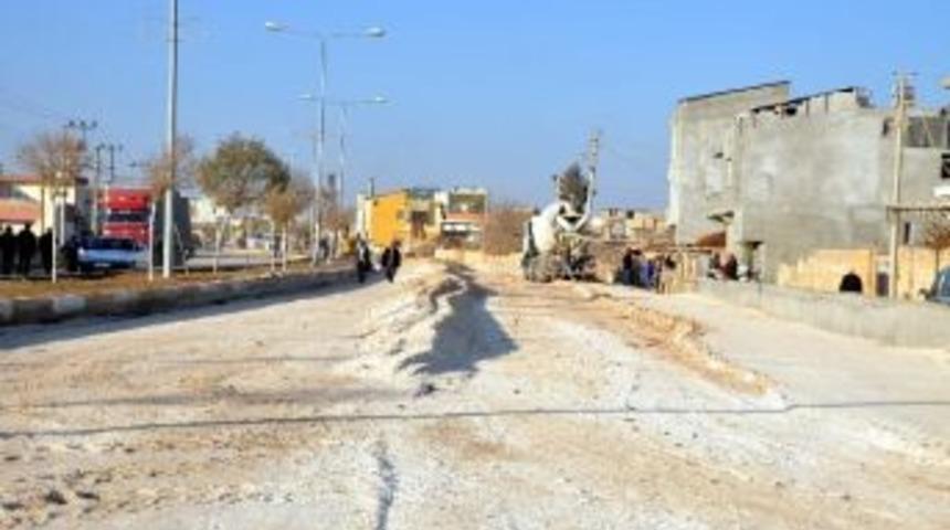 Ak&ccedil;akale&rsquo;de Yol Genişletme &Ccedil;alışması