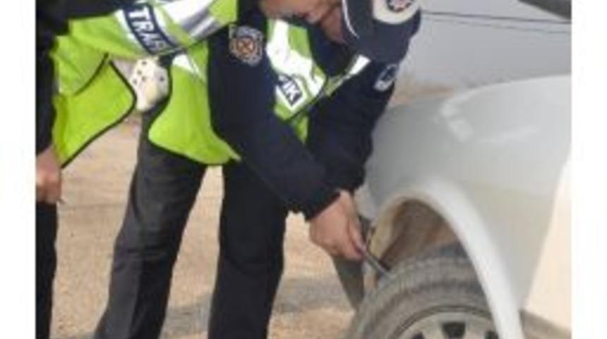 İneg&ouml;l&rsquo;de Kış Lastiği Denetimleri Arttı