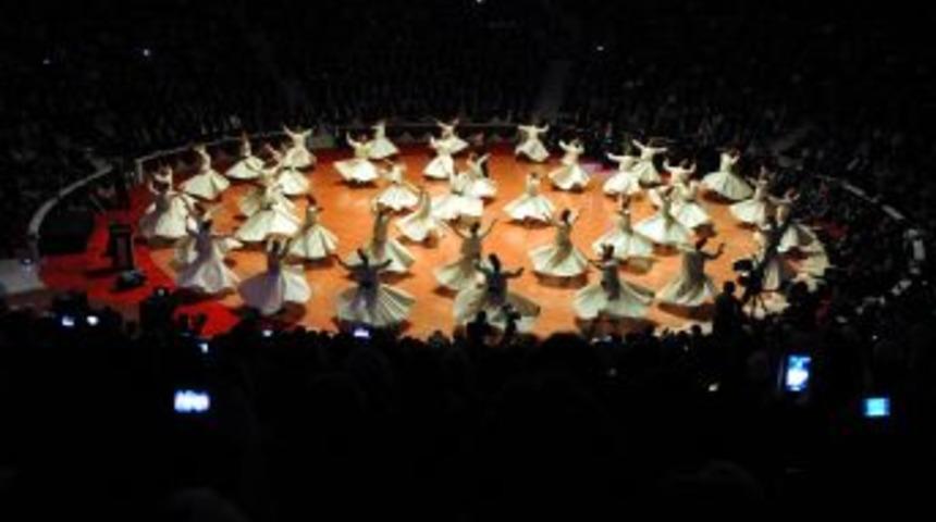 Erdoğan Ve Kılı&ccedil;daroğlu Semazenleri Izledi