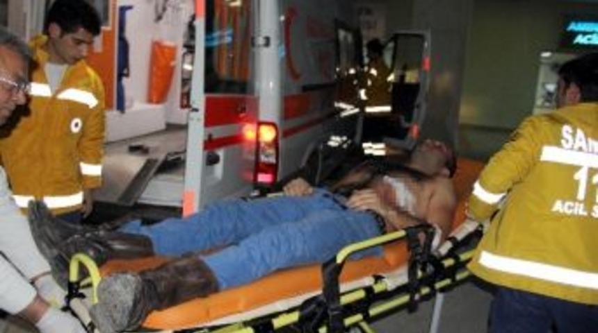 Bı&ccedil;aklı Saldırıya Uğrayan Gen&ccedil; Hastanelik Oldu