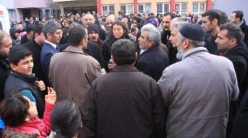 Okulda Dehşet, Velileri Ayağa Kaldırdı