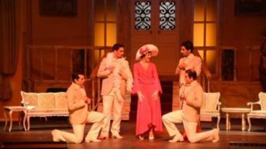 &lsquo;l&uuml;k&uuml;s Hayat&rsquo; Kapalı Gişe Oynuyor